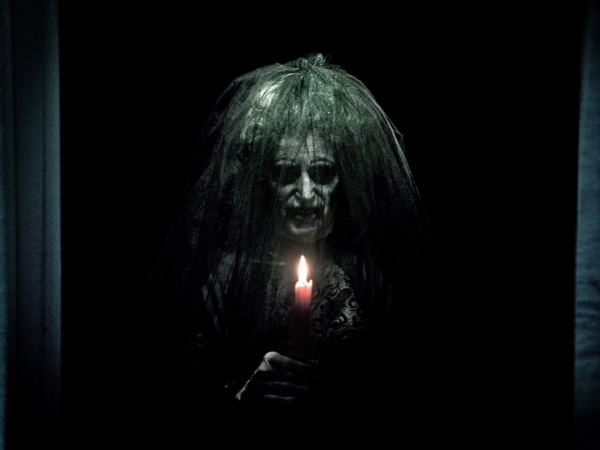 insidious_1.jpg