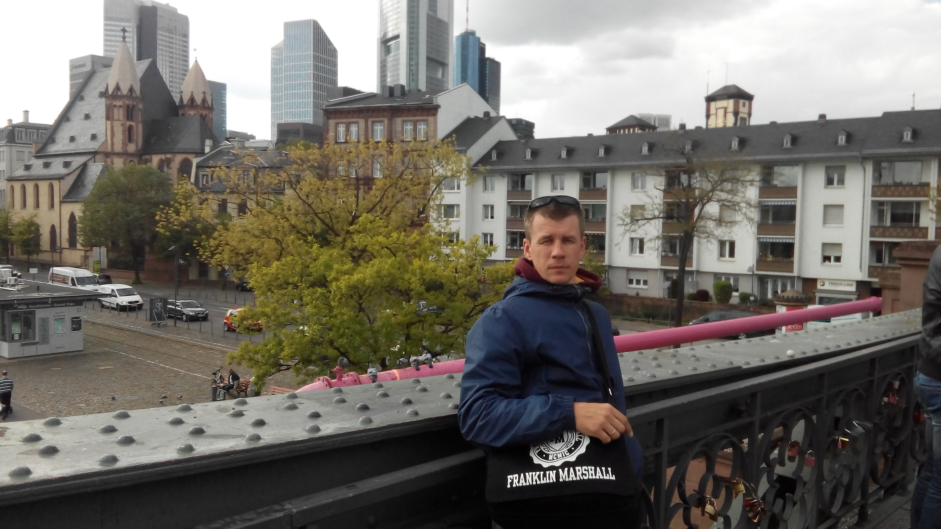frankfurt_at_main.jpg