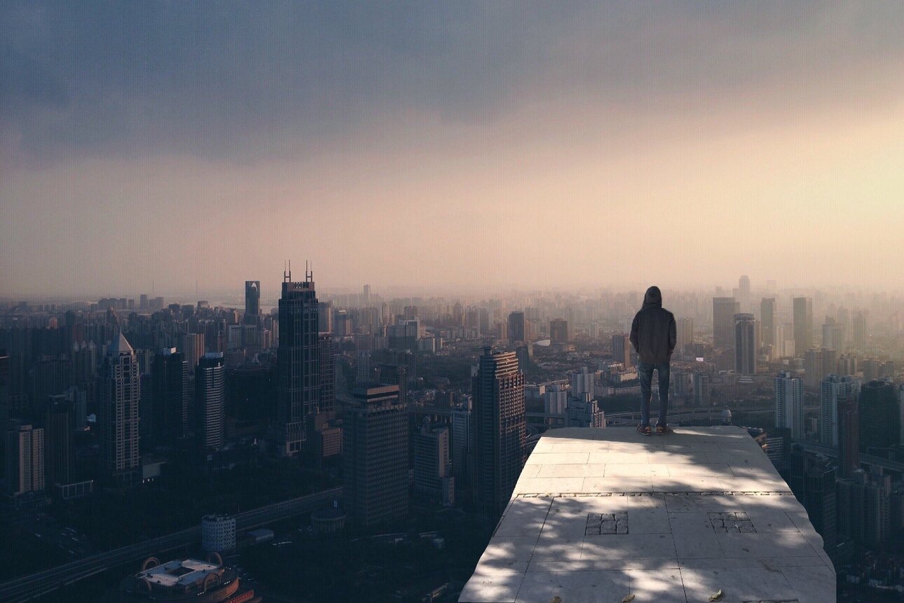 1508804435_alone-buildings-city-cityscape-220444(1).thumb.jpg.12397582431ecda02dc31b802c4b7718.jpg