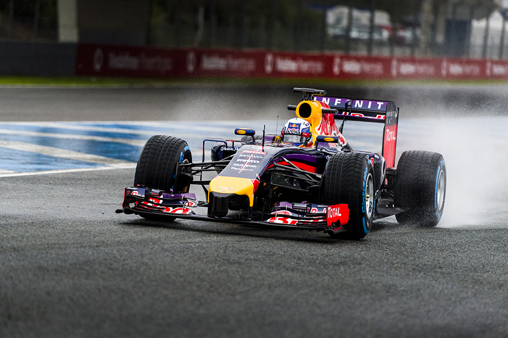 f1.jpg.73202511695476decc6af1d2bfad0fee.jpg
